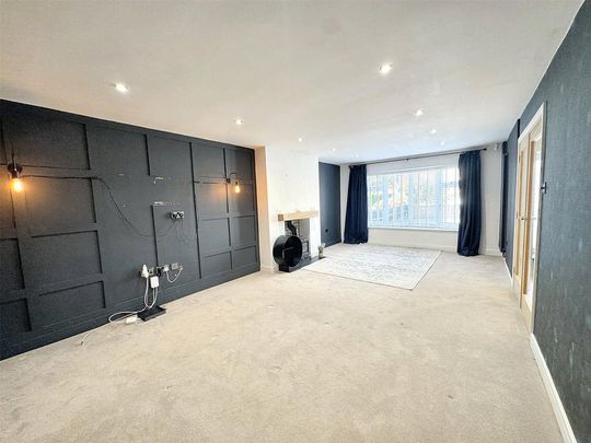 4 bedroom detached house to rent - Photo 1