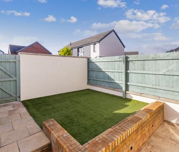 3 bedroom semi-detached house to rent - Photo 3