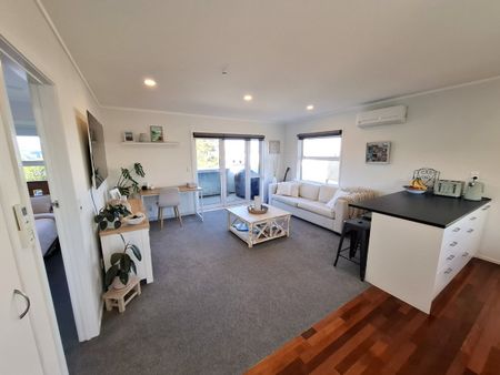 6/18 Parr Terrace, Castor Bay - Photo 3