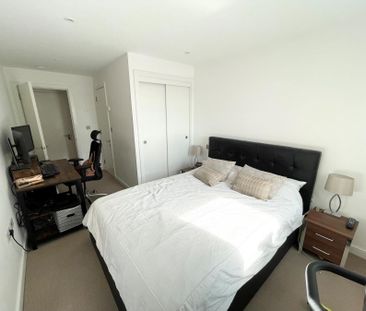 2 bedroom apartment to rent The Blake Building, Admirals Quay, Ocea... - Photo 2