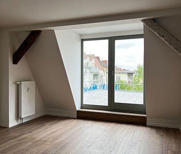 ERSTBEZUG - wunderschöne 3-Raum Dachgeschosswohnung mit Dachterrasse - Foto 4