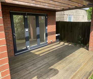 3 bedroom bungalow to rent - Photo 2