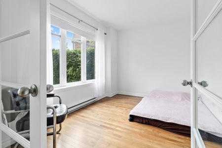 Appartement à louer - Montréal (Saint-Laurent) (Nouveau Saint-Laurent/Bois-Franc) - Photo 2