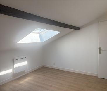 Location Appartement 2 pièces 31m² ORLEANS 45000 - Photo 5