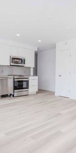 RENT COMMERCIAL DRIVE! BRAND-NEW 2 BED 1 BATH + DEN APARTMENTS! - Photo 3