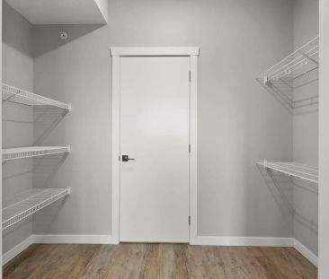 Sage Hill Views — 2 Bed+Den - Photo 2
