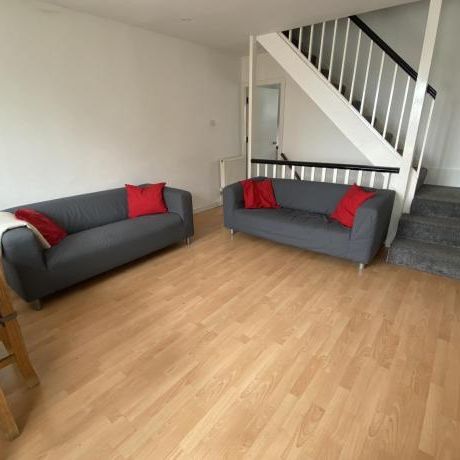 49 Manor Avenue, - Photo 1