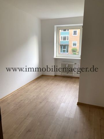 In 6 min Fußnähe zum EKZ-Farmsen - Modernisierte Erdgeschoss-Wohnung - Terrrasse, Gäste-WC, sofort - Photo 3