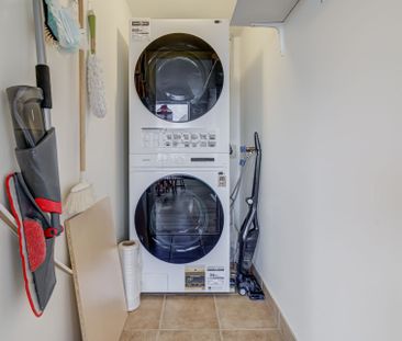 For Lease - 310 Burnhamthorpe Road Unit# 2412, Mississauga, Ontario - Photo 2