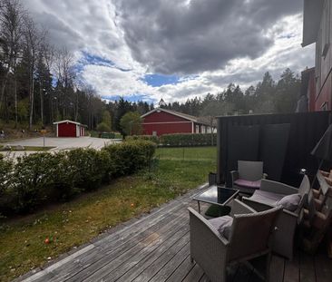 Sandavägen, Upplands Väsby - Photo 1