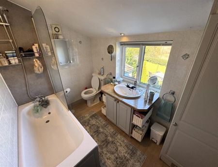 3 Bedroom Detached Available Arranging tenancy - Photo 5