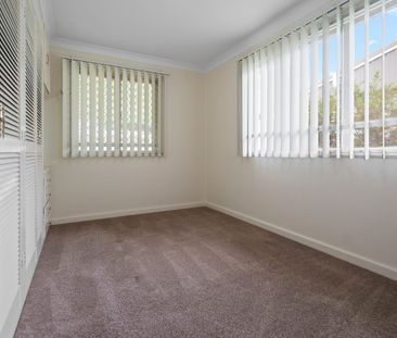 Well-Maintained Home on a Generous Block in Quiet Kepnock Street - Photo 3