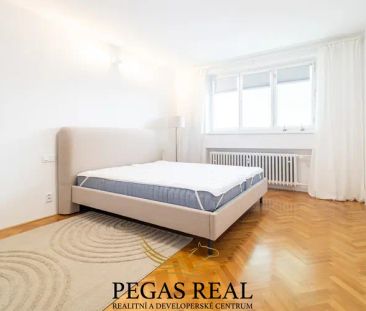 Moderní byt 2+kk po kompletní rekonstrukci s úžasným výhledem | Brn... - Photo 2
