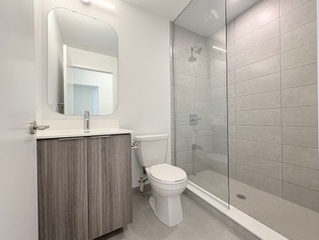 For Lease - 15 Richardson Street Unit# 1025, Toronto, Ontario - Photo 2