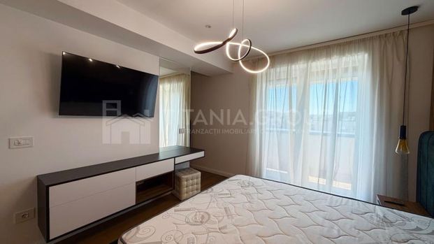 Penthouse cu 4 camere, terasa de 57 mp, priveliste - Kasper Coresi - Fotografie 1
