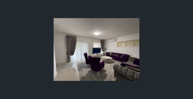 Spacious 3-bedroom villa with 2 bathrooms in good condition - Photo 1