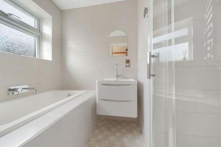 2 bedroom bungalow to rent - Photo 4