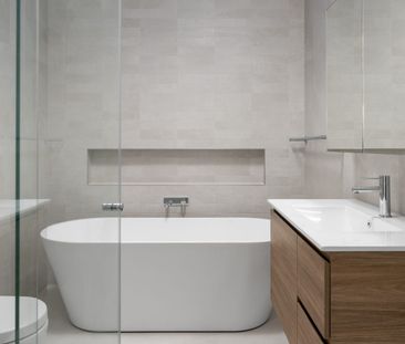 Modern Three Bedroom Townhouse - Photo 6