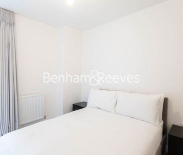 2 Bedroom flat to rent in East Acton Lane, Acton, W3 - Photo 1