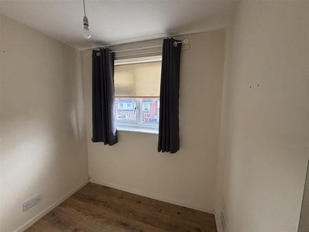 To Let 3 Bed House - End Terrace Bodnant Grove, Deeside £825 pcm - Photo 5