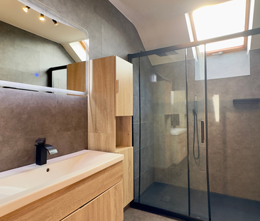 Appartement te huur in Ciney voor € 700 met 2 slaapkamers - Photo 3