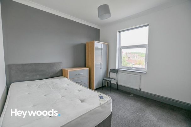 1 bedroom house of multiple occupation to rent - Photo 1
