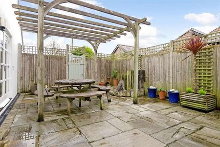 Bosham Lane, Bosham, PO18 - Photo 5