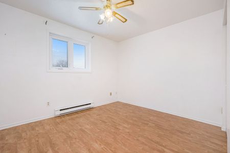For Lease - 875 LAURIER Street Unit# 4, Clarence-Rockland, Ontario - Photo 3