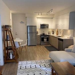 1 Bedroom Condo in Squamish - Photo 2