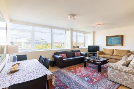 2 bedroom flat to rent - Photo 2