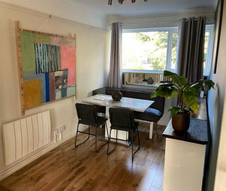 2 bedroom flat to rent - Photo 3