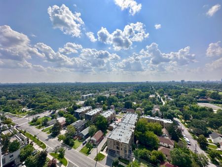 For Lease - 25 Greenview Avenue Unit# 2018, Toronto, Ontario - Photo 4