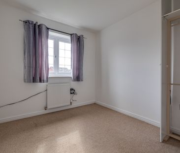 Standingwood Road, Ellesmere Port - Photo 4