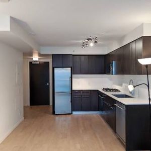 Meticulously Maintained 1 Bed 1 Bath at Quintet Richmond - Photo 2