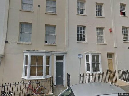 2 Bed Maisonette, Lower Market Street, BN3 - Photo 3