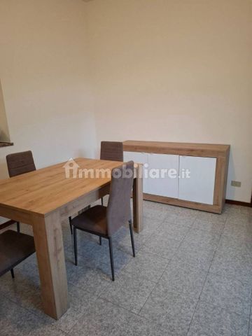 Trilocale piazza Camillo Benso di Cavour 3, Centro, Romagnano Sesia - Photo 3