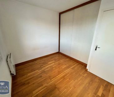 Appartement à louer 4 pièces 77.57m² - Photo 3
