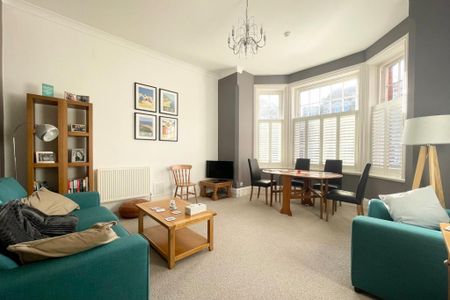2 bedroom apartment to rent - Photo 5