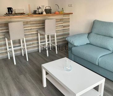 Alquiler de piso en Calle Azahar - Photo 2