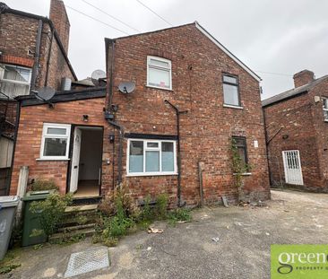 Washway Road, Sale, Trafford, M33 - Photo 2