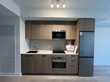 For Lease - 15 Skyridge Drive Unit# 724, Brampton, Ontario - Photo 5