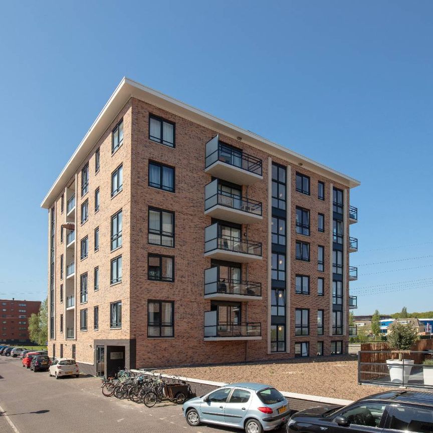 Appartement te huur: Adriaan van Royenlaan 68 2341 PS Oegstgeest - Foto 1