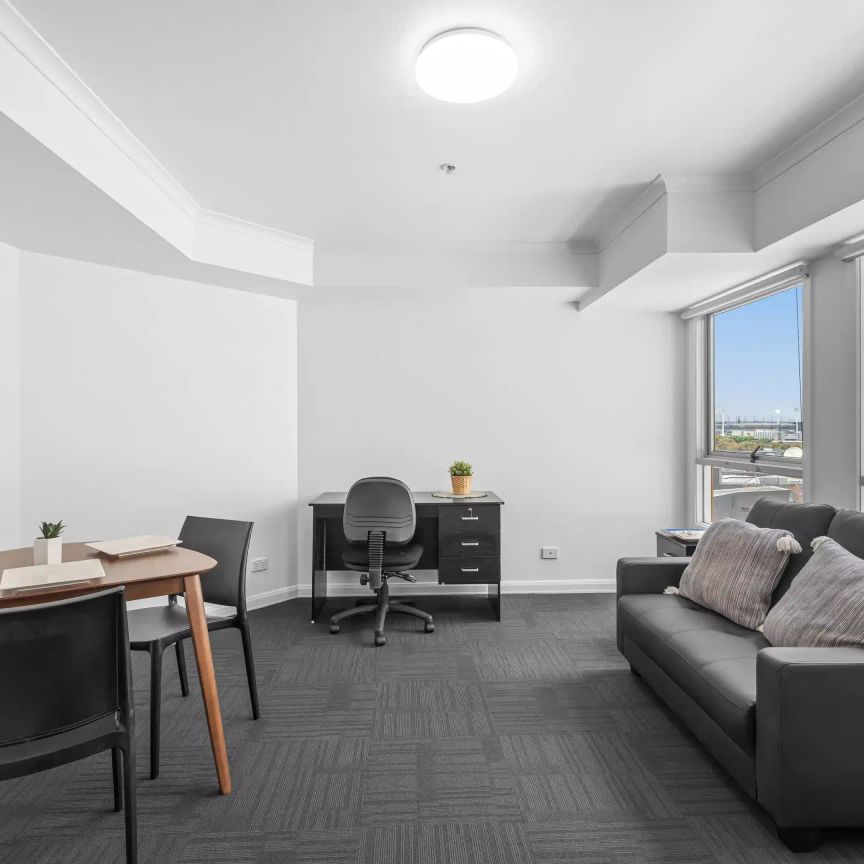 2 Bedroom Large - Photo 1