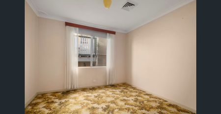 Large 3-Bedroom House with Garage in the Heart of Balmain Village - 3 Month Short Term Lease - Photo 4