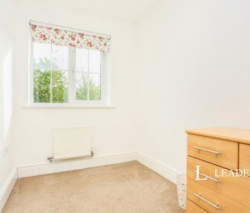 3 bedroom semi-detached house to rent - Photo 6