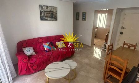 3-BEDROOM APARTMENT - TORREVIEJA - Photo 4