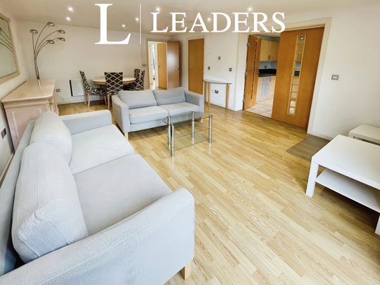 2 bedroom flat to rent - Photo 1