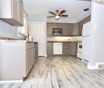 For Lease - 200 Crawforth Street Unit# Main, Whitby, Ontario - Photo 4