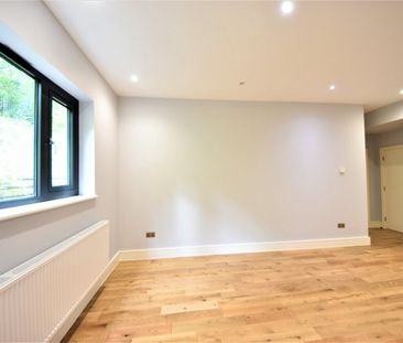 Treadaway Hill, Loudwater, High Wycombe,HP10 - Photo 1