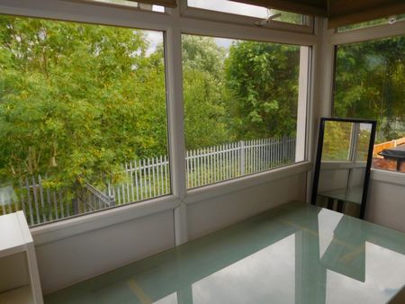 4 Bed Terraced House, Whitby Road, M14 - Photo 3